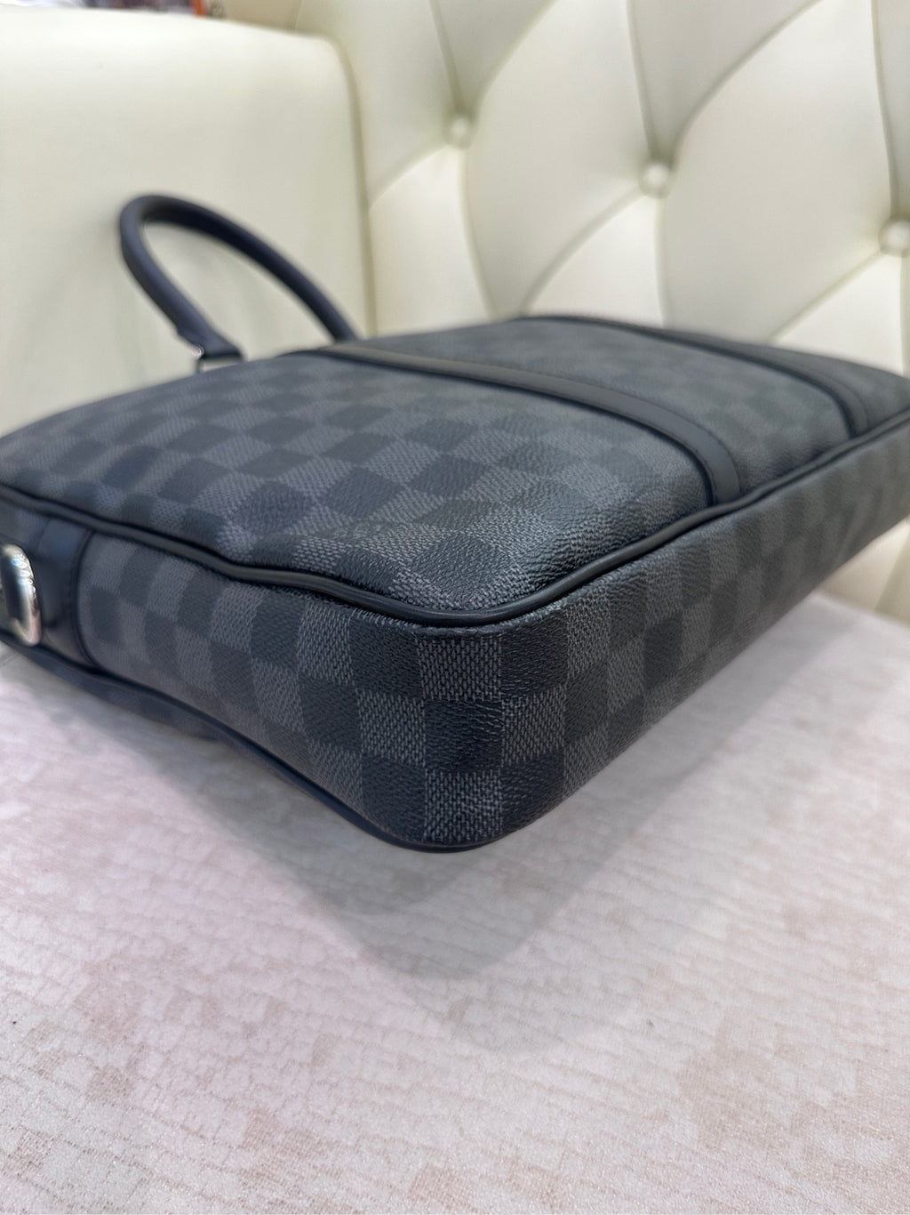 Louis Vuitton Black 41.0x 31.0x 7.0 cm N41125