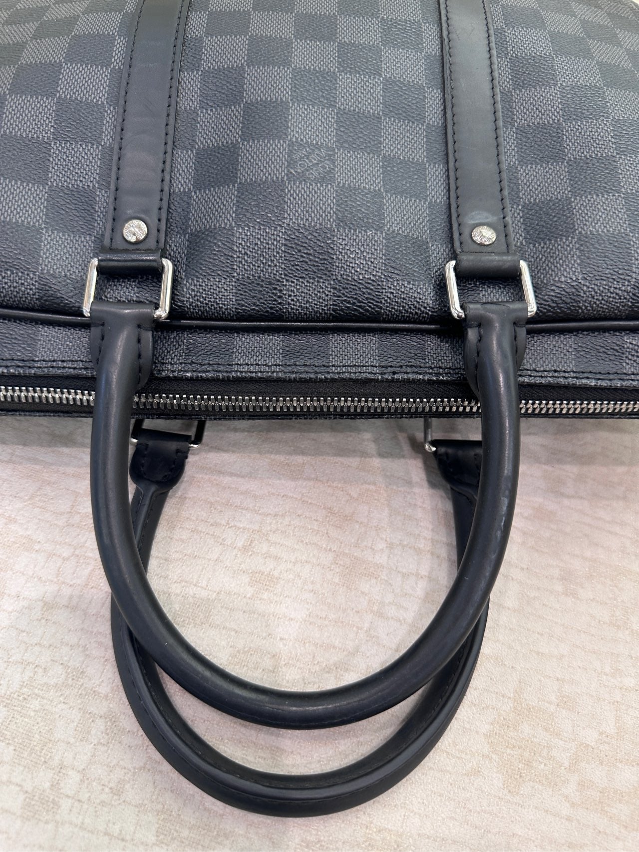 Louis Vuitton Black 41.0x 31.0x 7.0 cm N41125