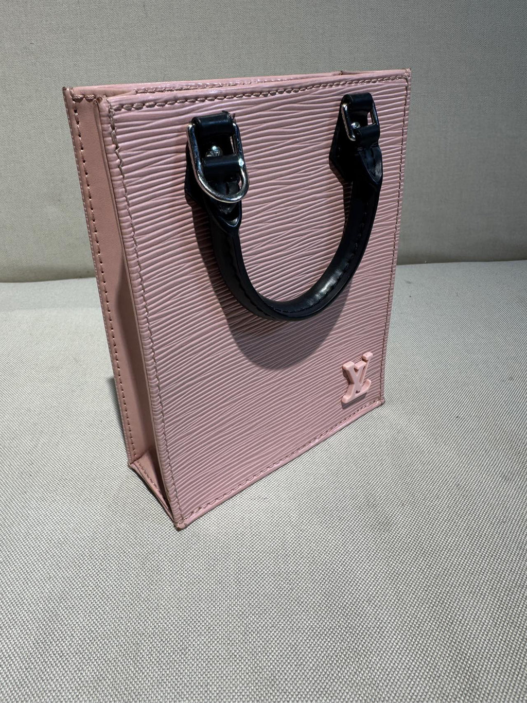 Louis Vuitton M58658