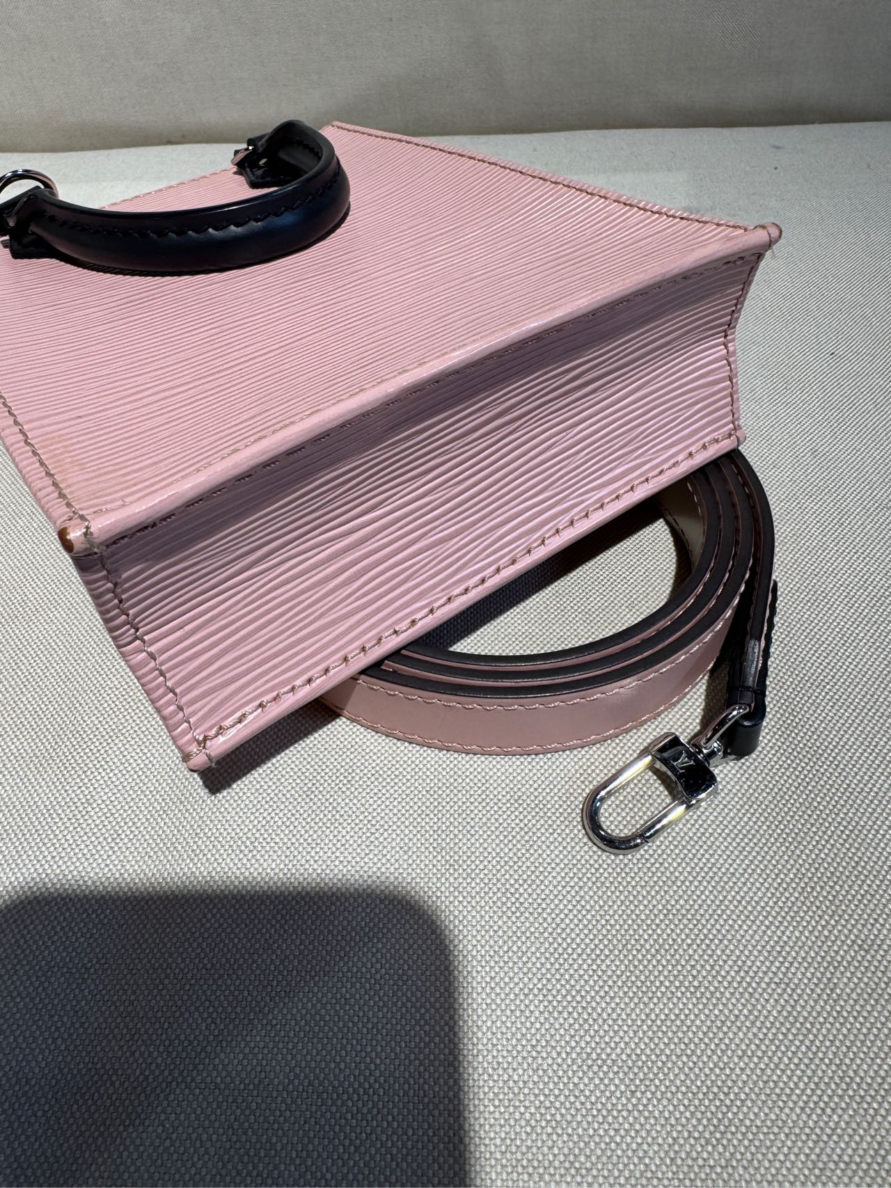 Louis Vuitton M58658