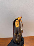 Louis Vuitton Favorite