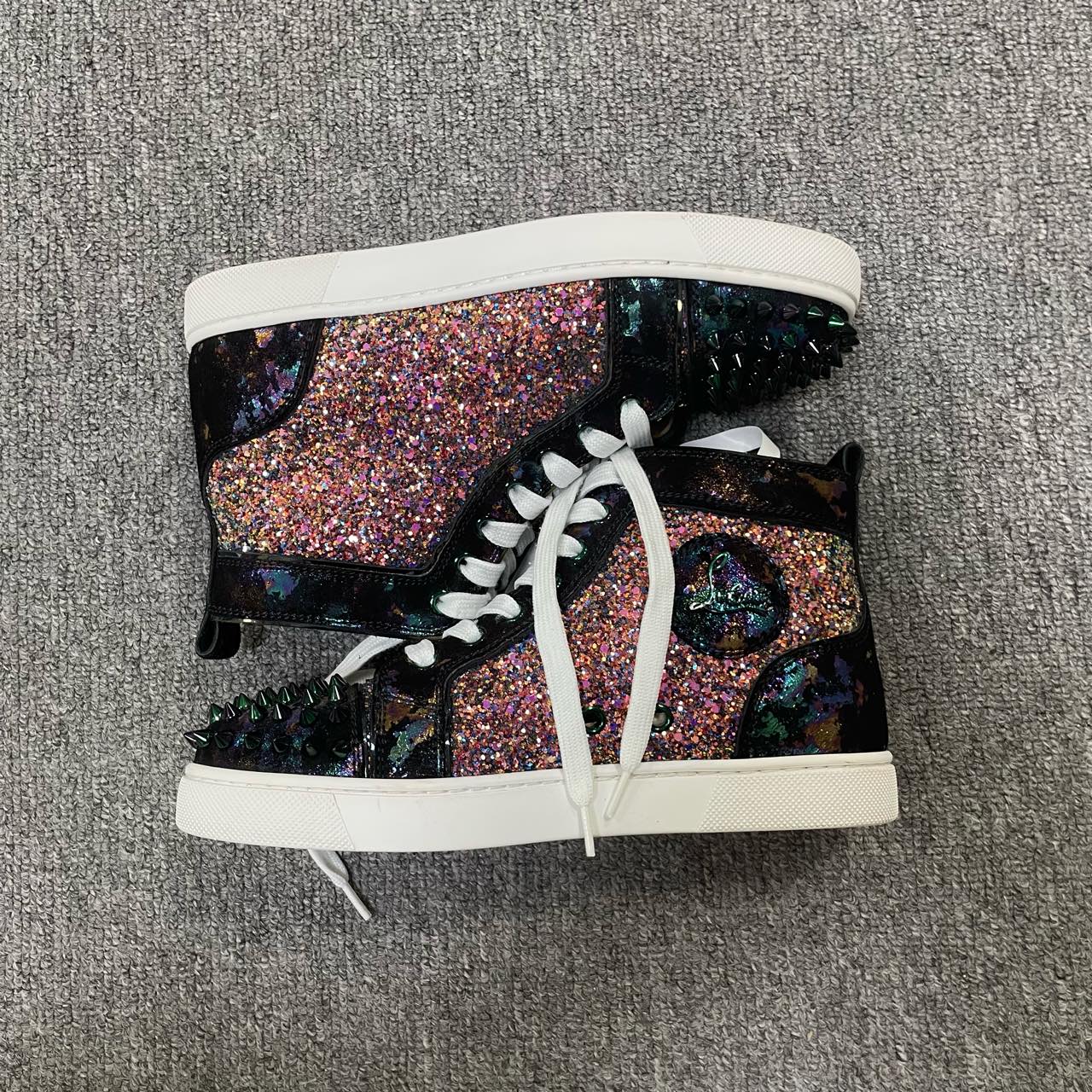 空白 Skate shoes