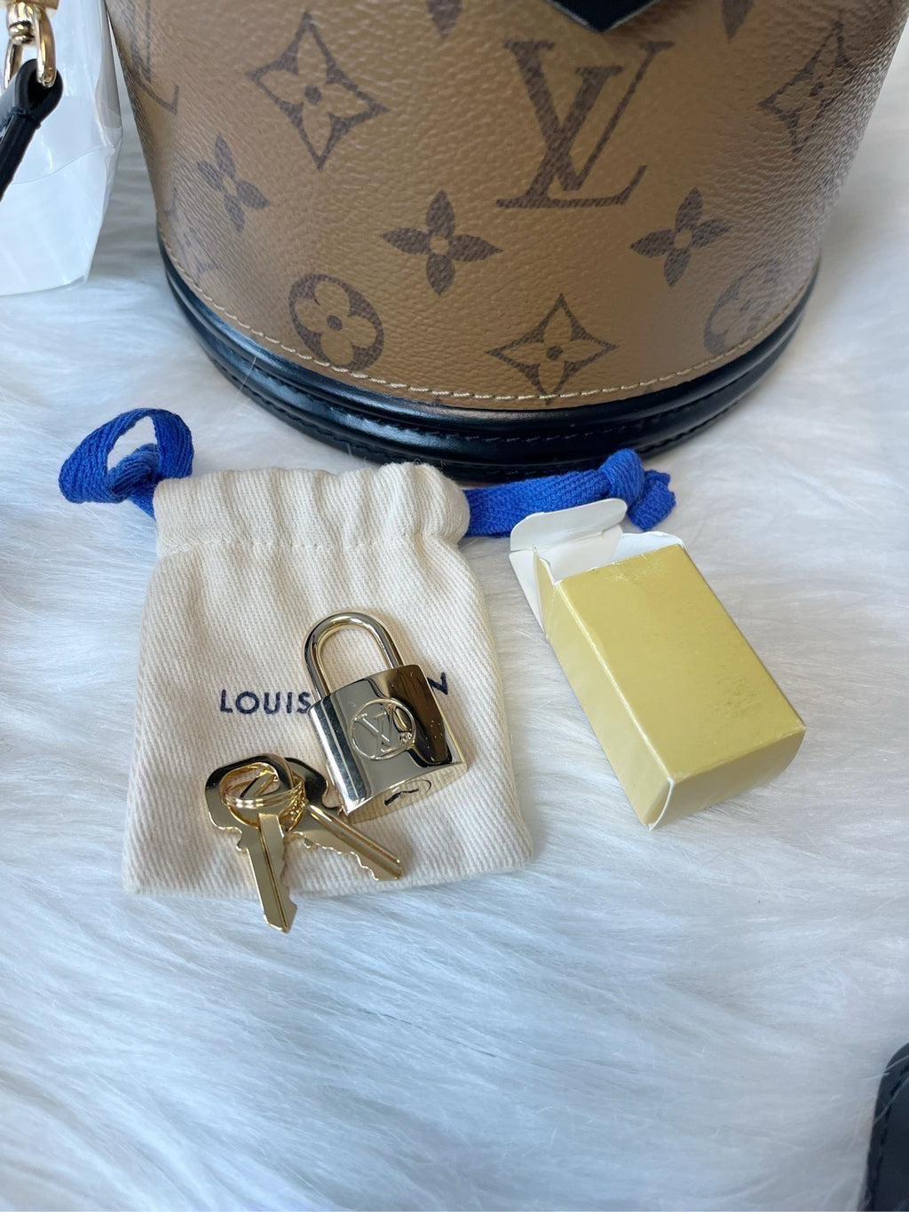 Louis Vuitton Cannes M43986