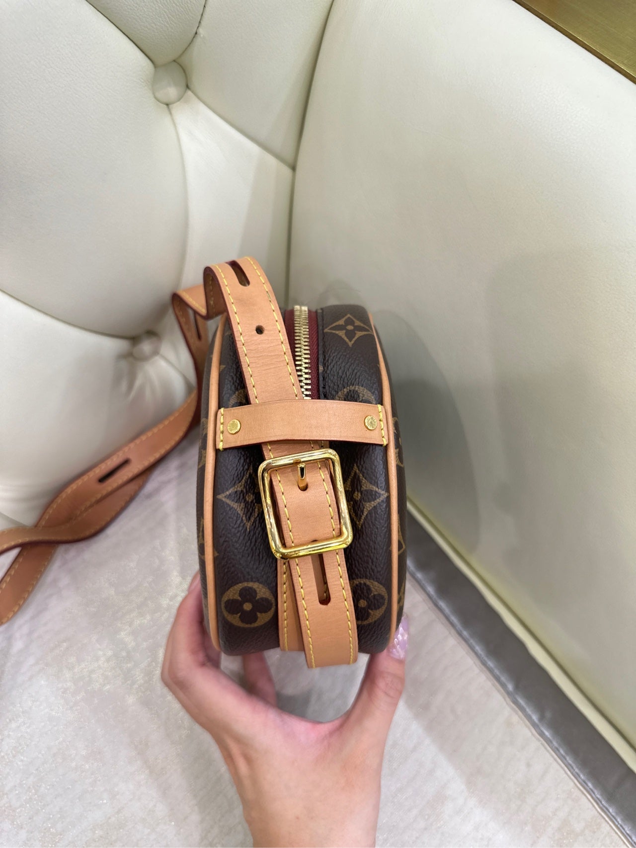Louis Vuitton Boîte Chapeau Souple Crossbody 17 x 18 x 7 M45578
