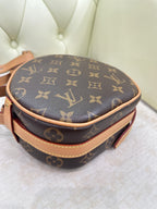 Louis Vuitton Boîte Chapeau Souple Crossbody 17 x 18 x 7 M45578