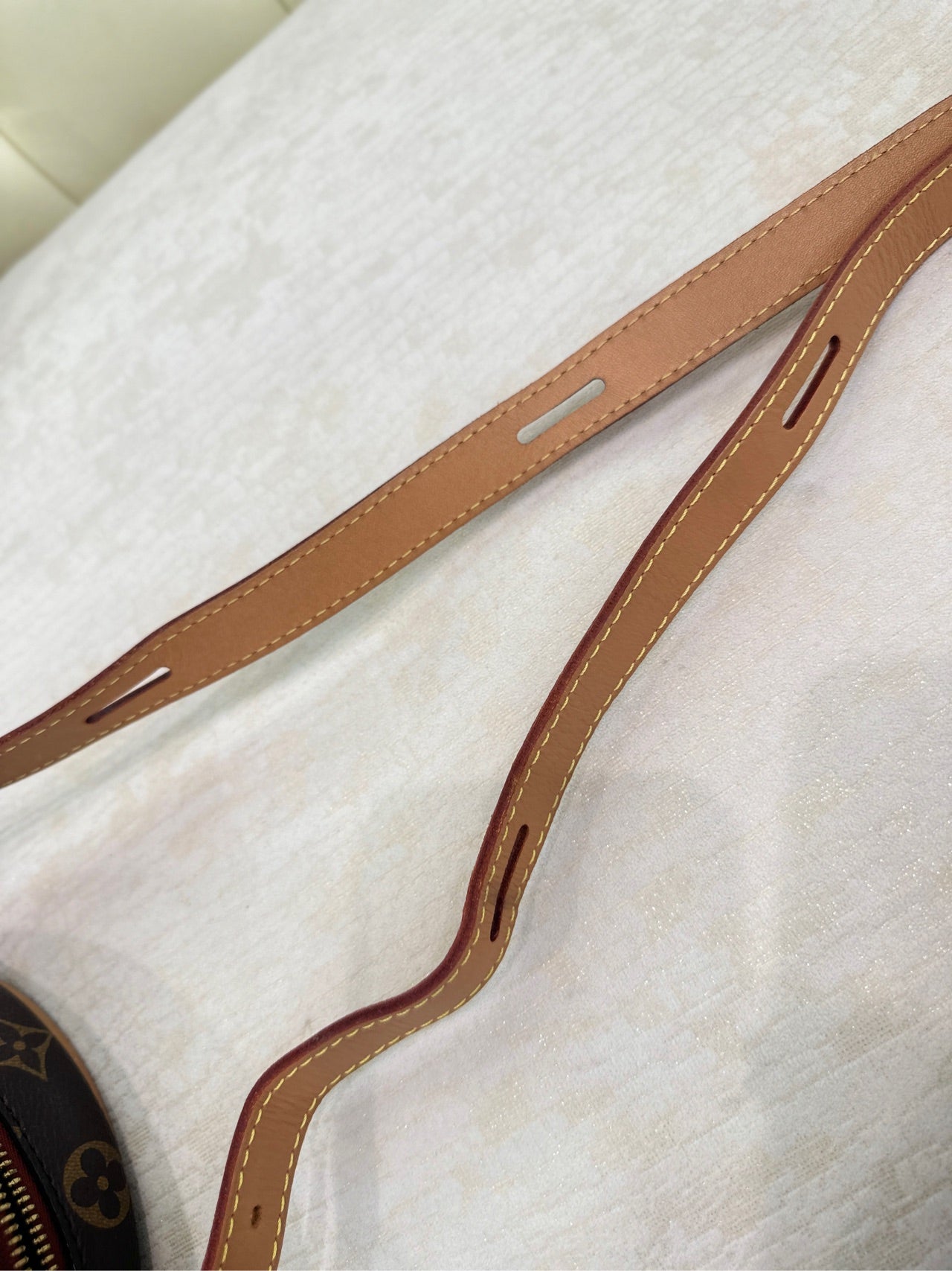 Louis Vuitton Boîte Chapeau Souple Crossbody 17 x 18 x 7 M45578