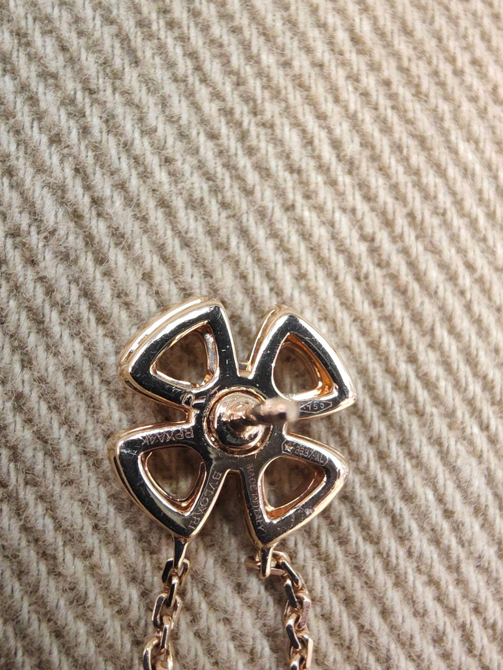 Bvlgari Rose gold Earrings