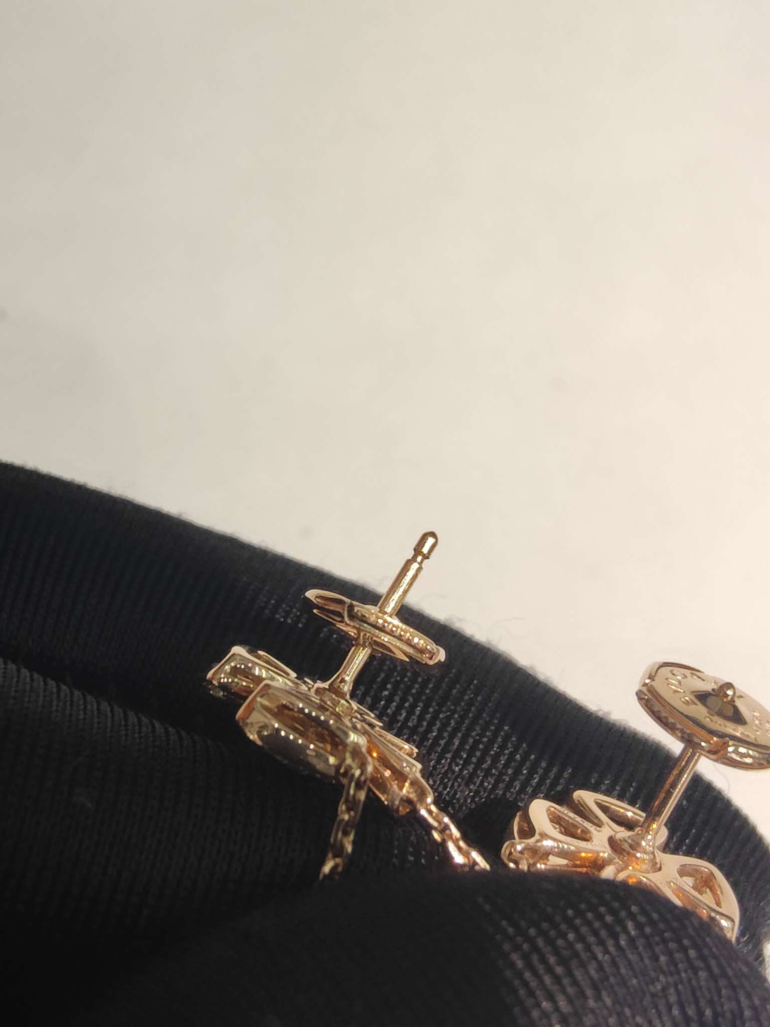 Bvlgari Rose gold Earrings