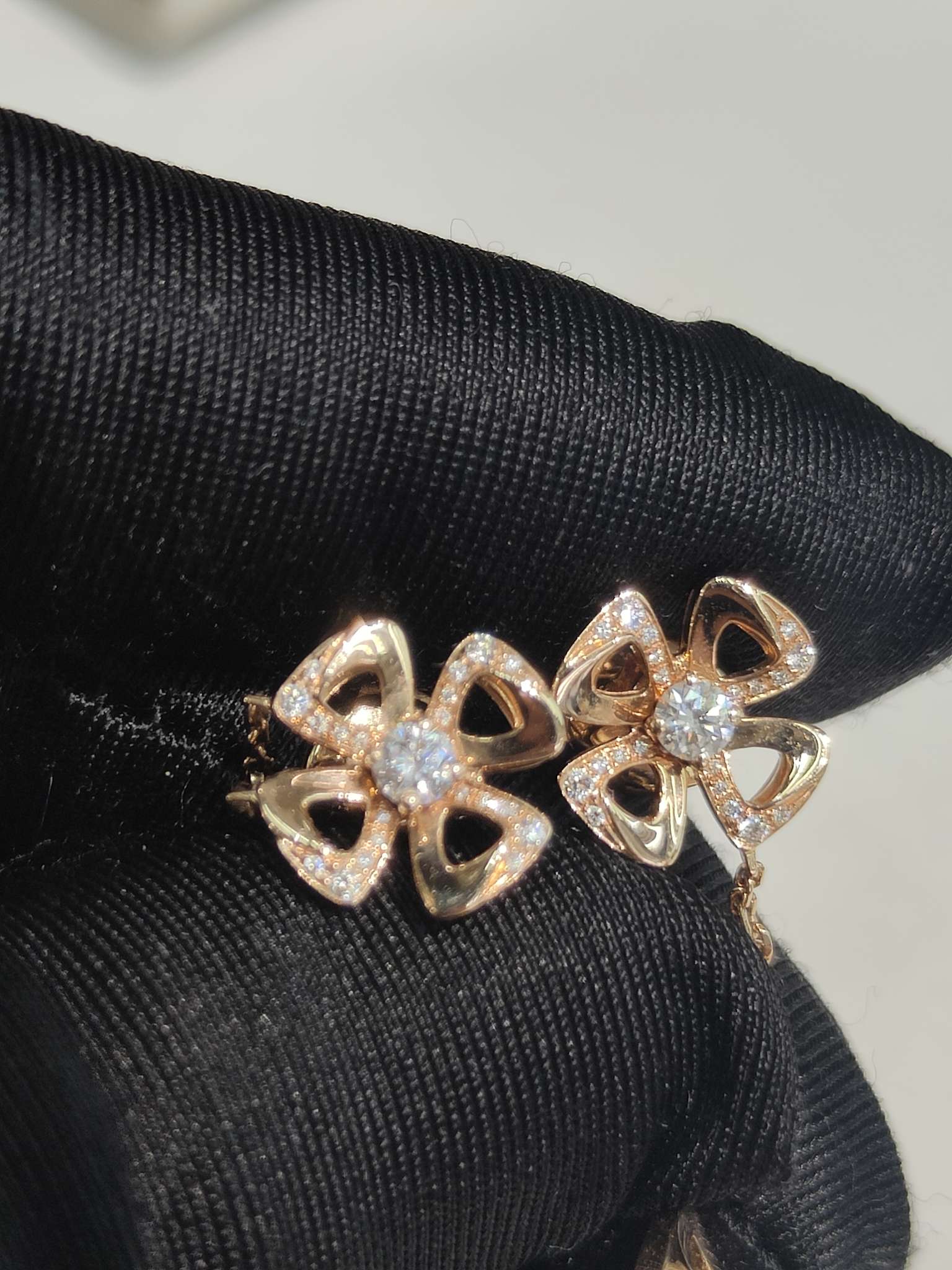 Bvlgari Rose gold Earrings
