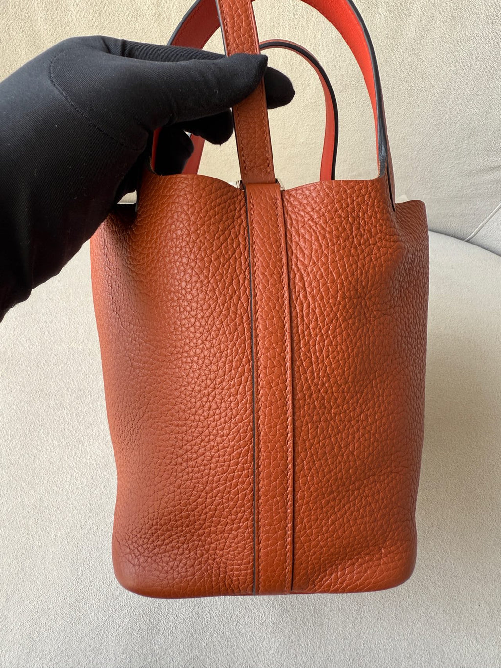 Hermes Red