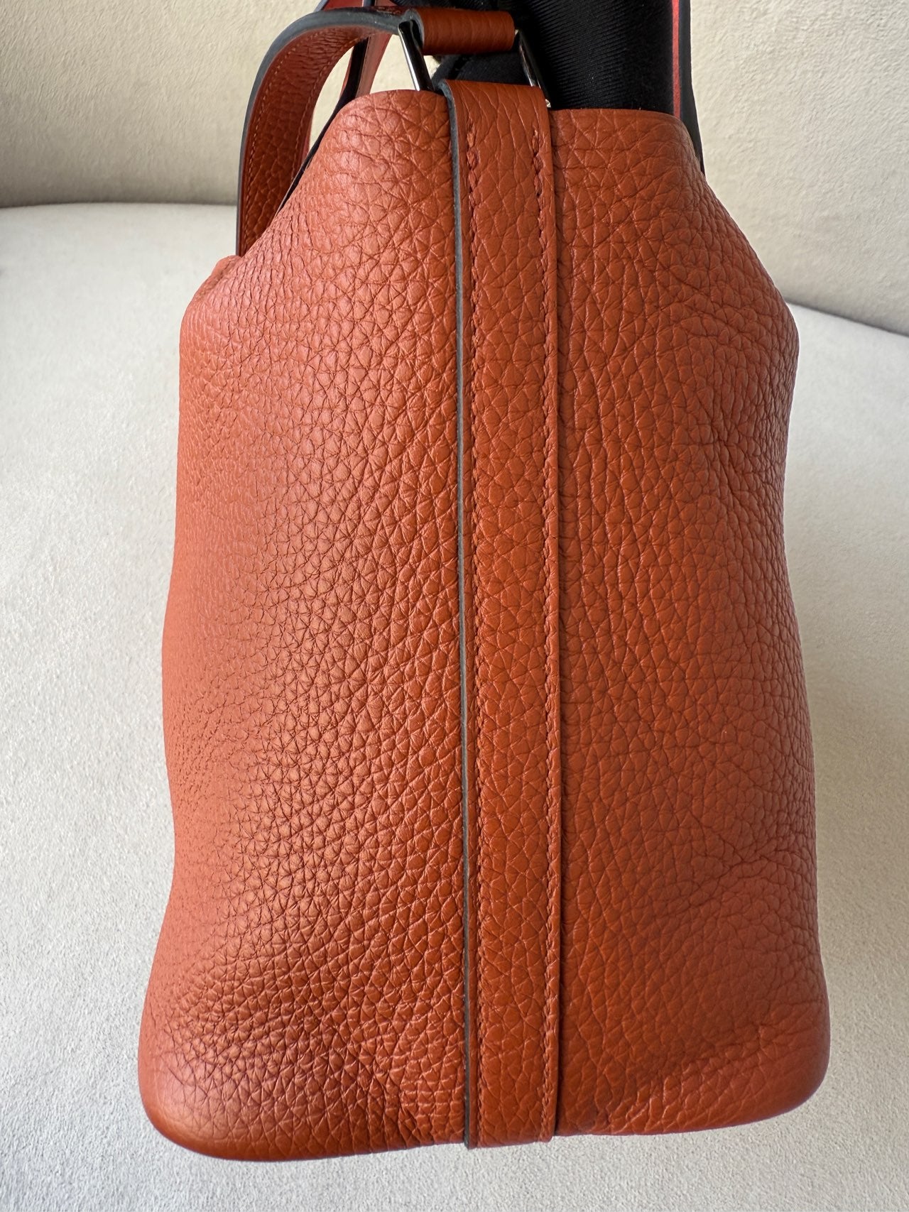 Hermes Red