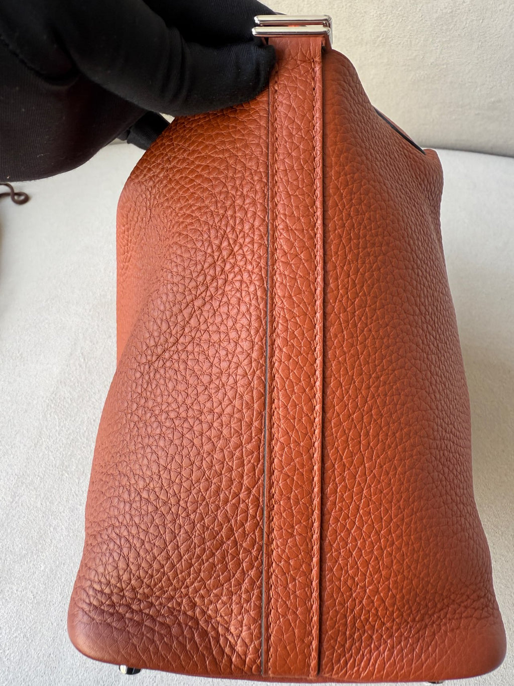 Hermes Red