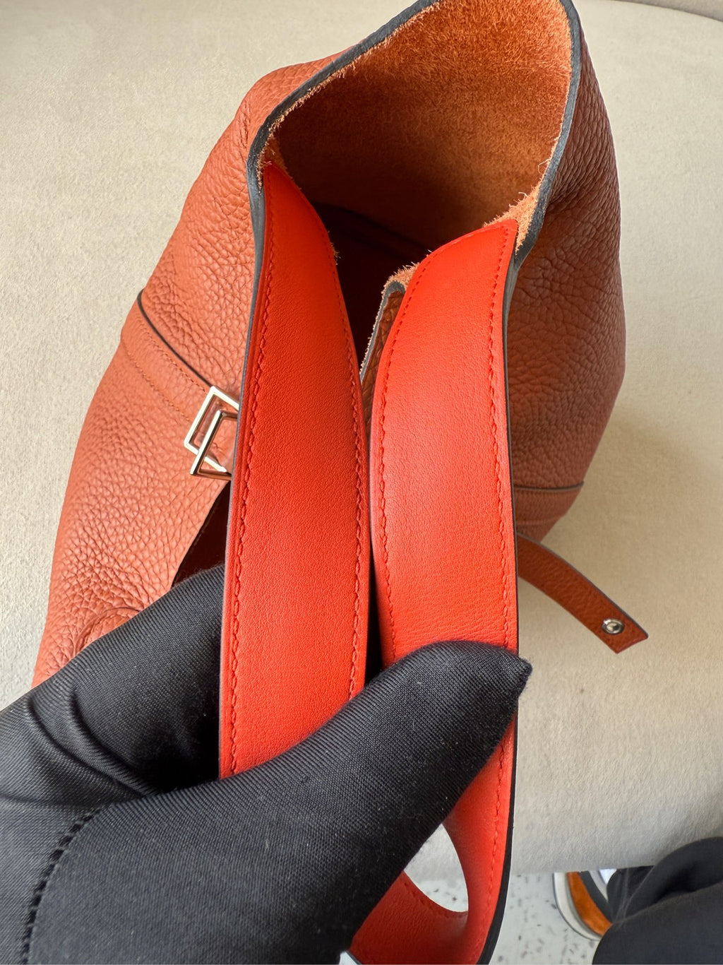 Hermes Red