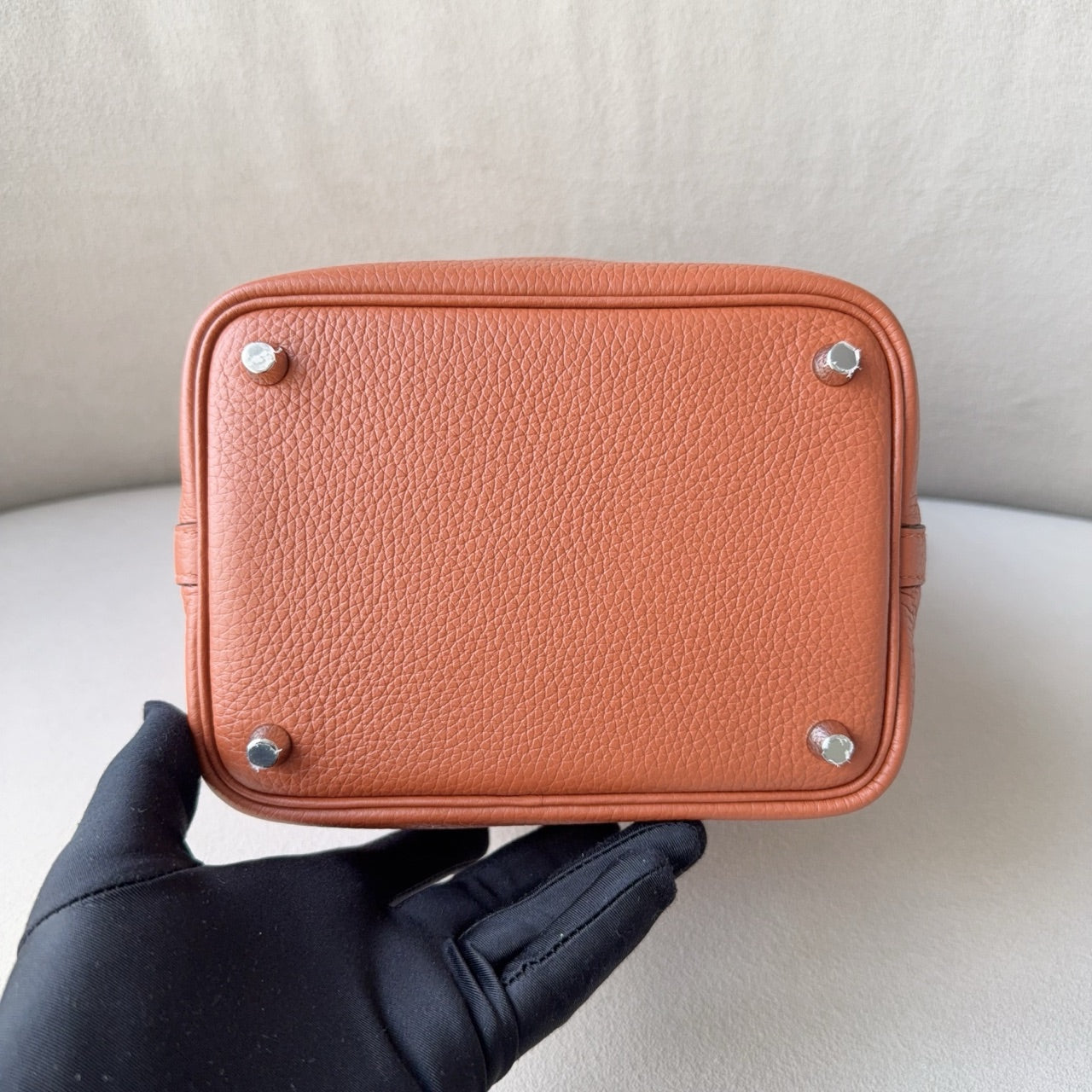 Hermes Red