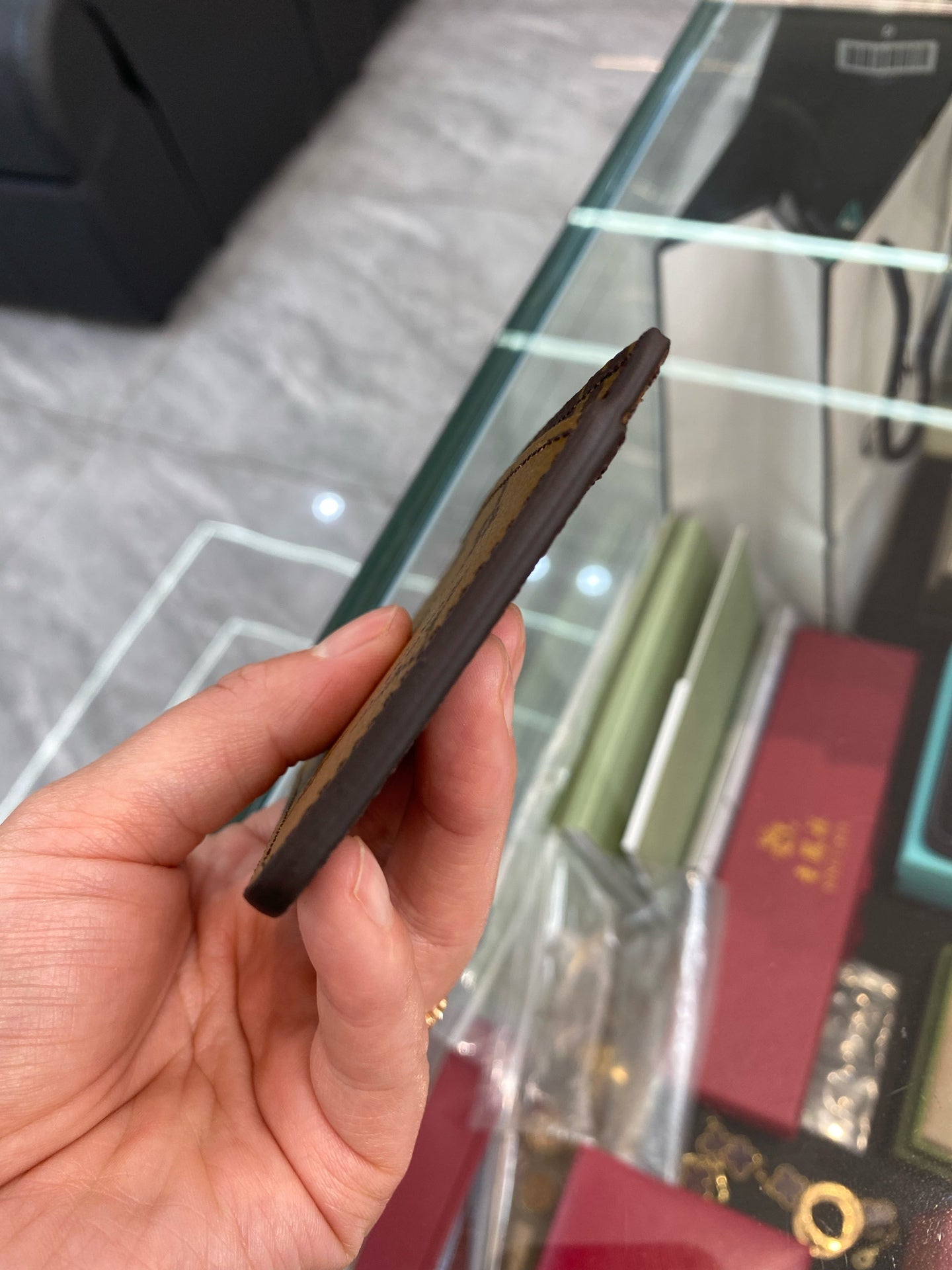 Louis Vuitton M69161