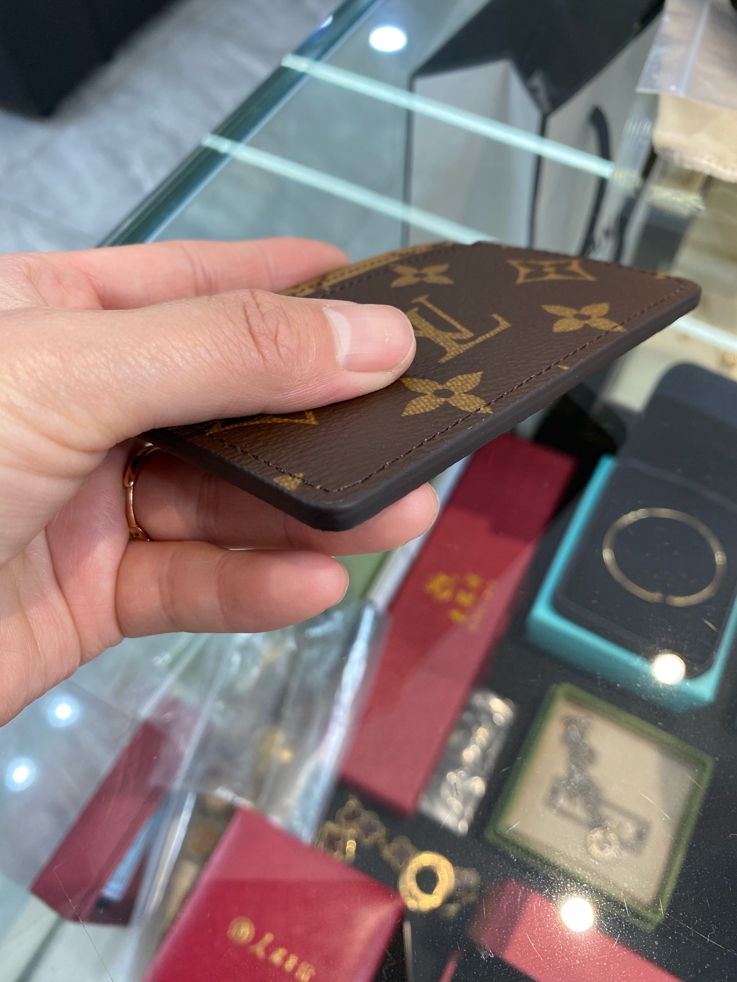 Louis Vuitton M69161