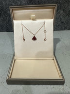 Louis Vuitton Rose gold Necklace