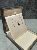 Louis Vuitton Rose gold Necklace