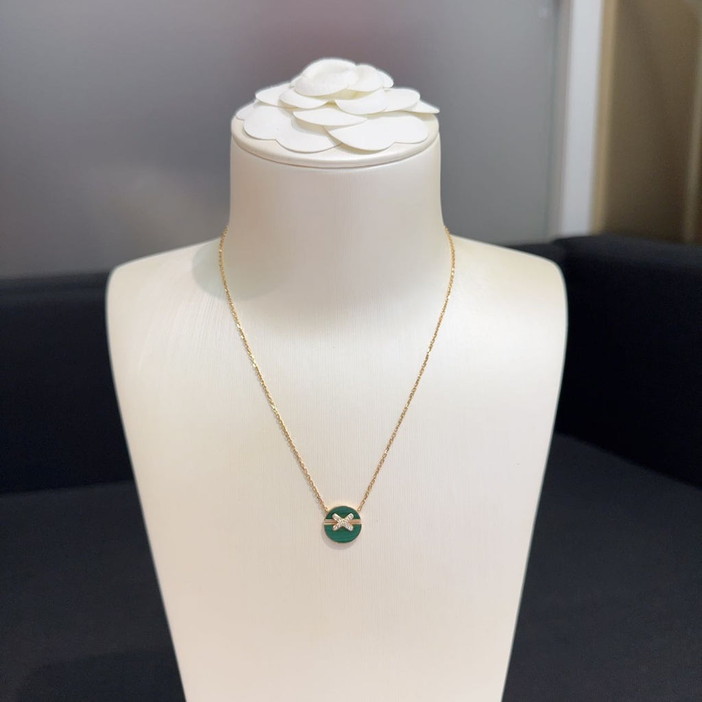Chaumet Rose gold Necklace