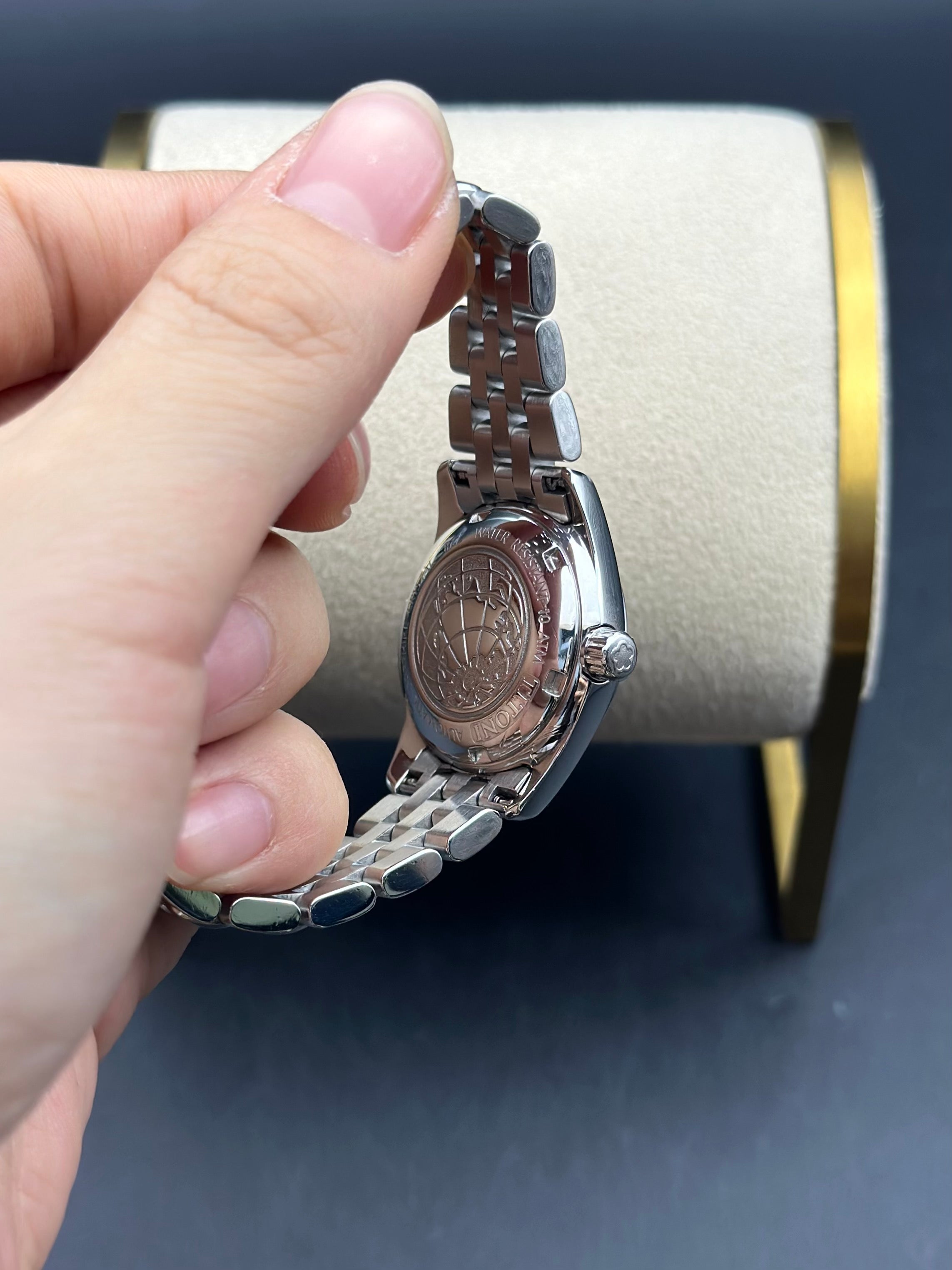 梅花 White Automatic (self-winding) watch
