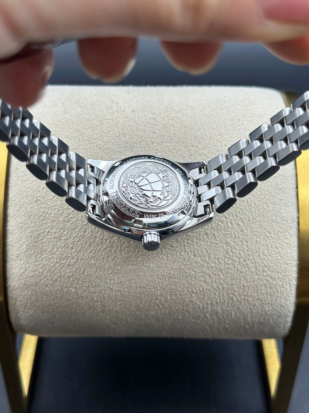 梅花 White Automatic (self-winding) watch