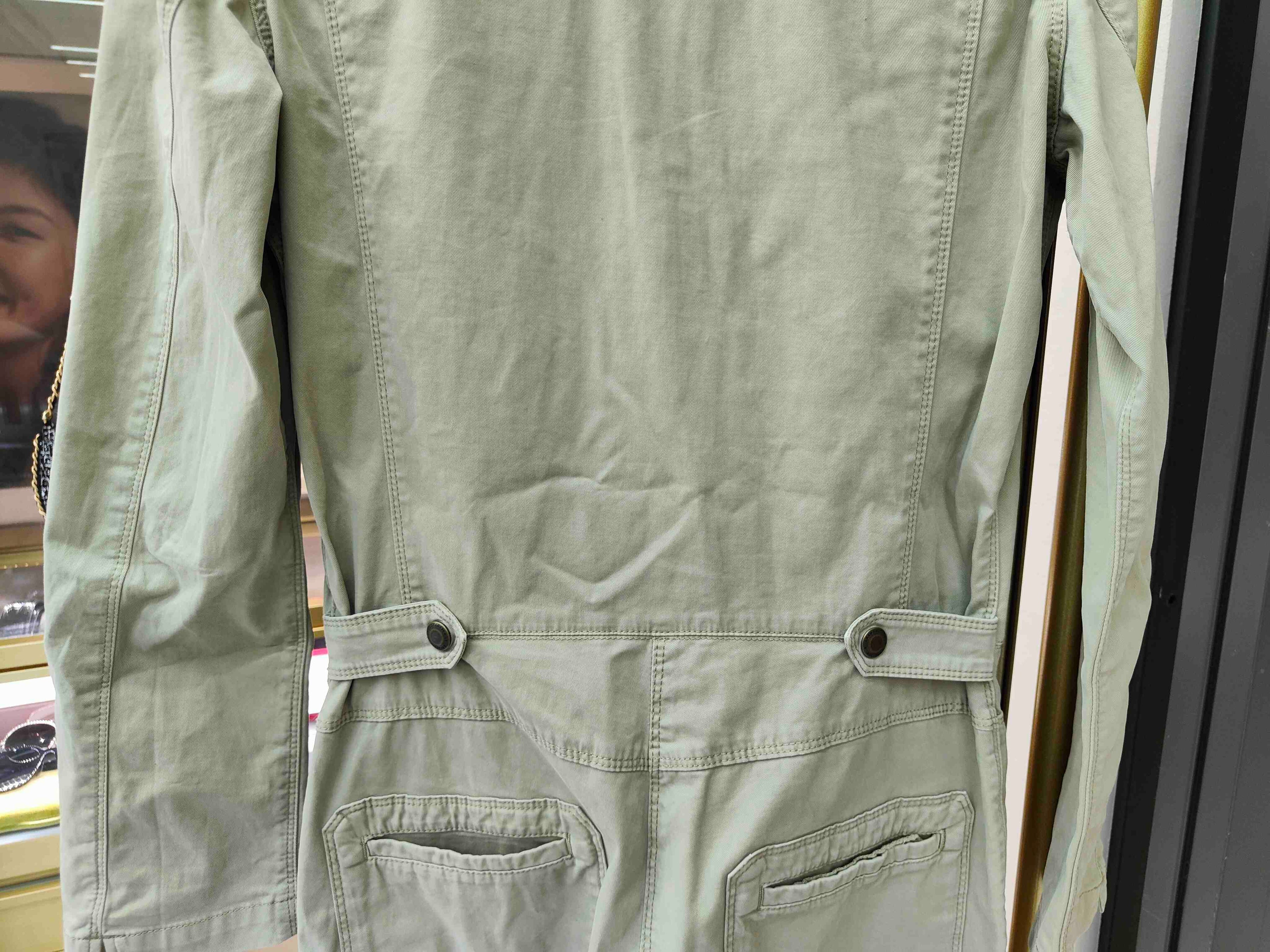 空白 Beige