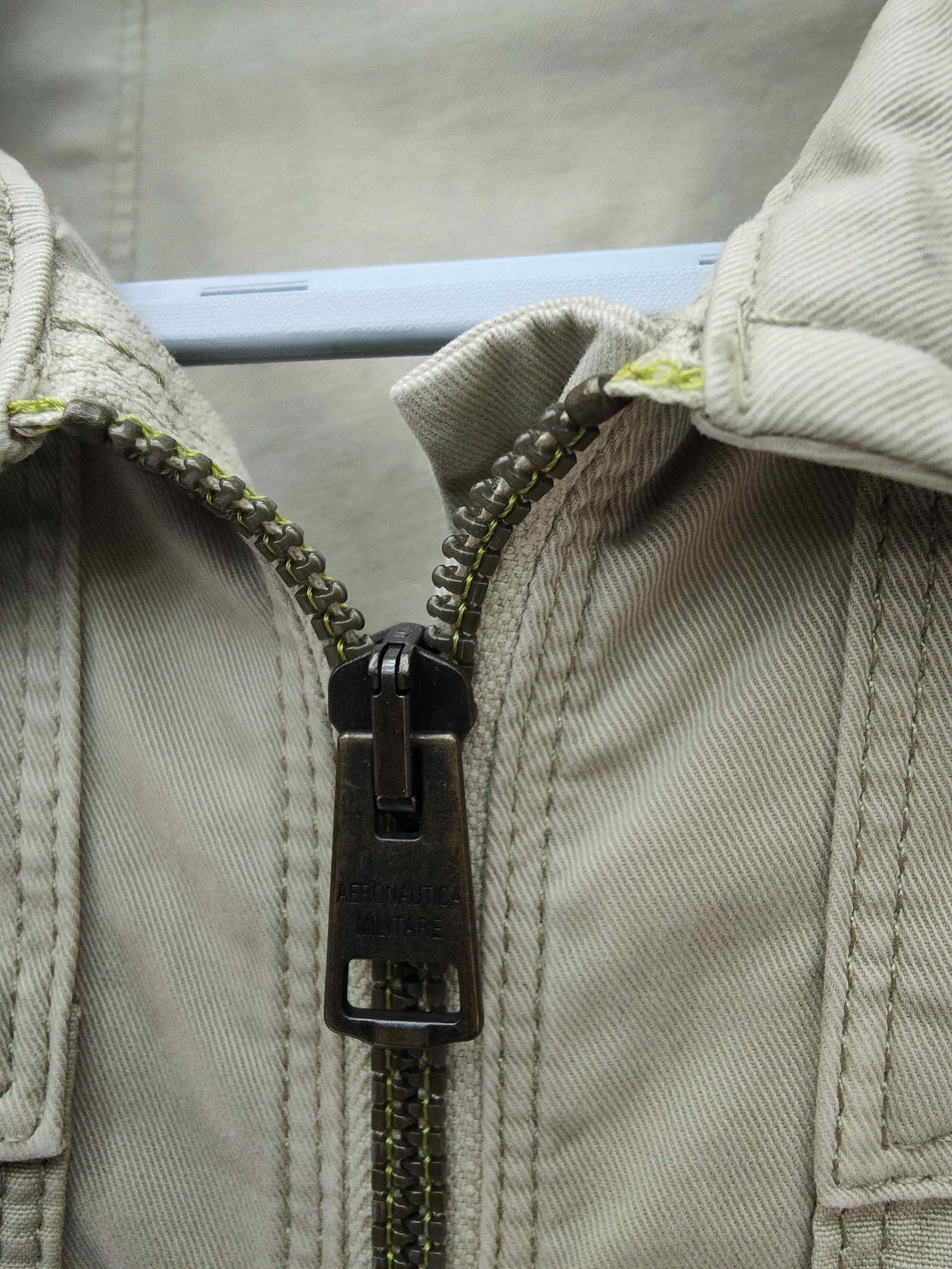 空白 Beige