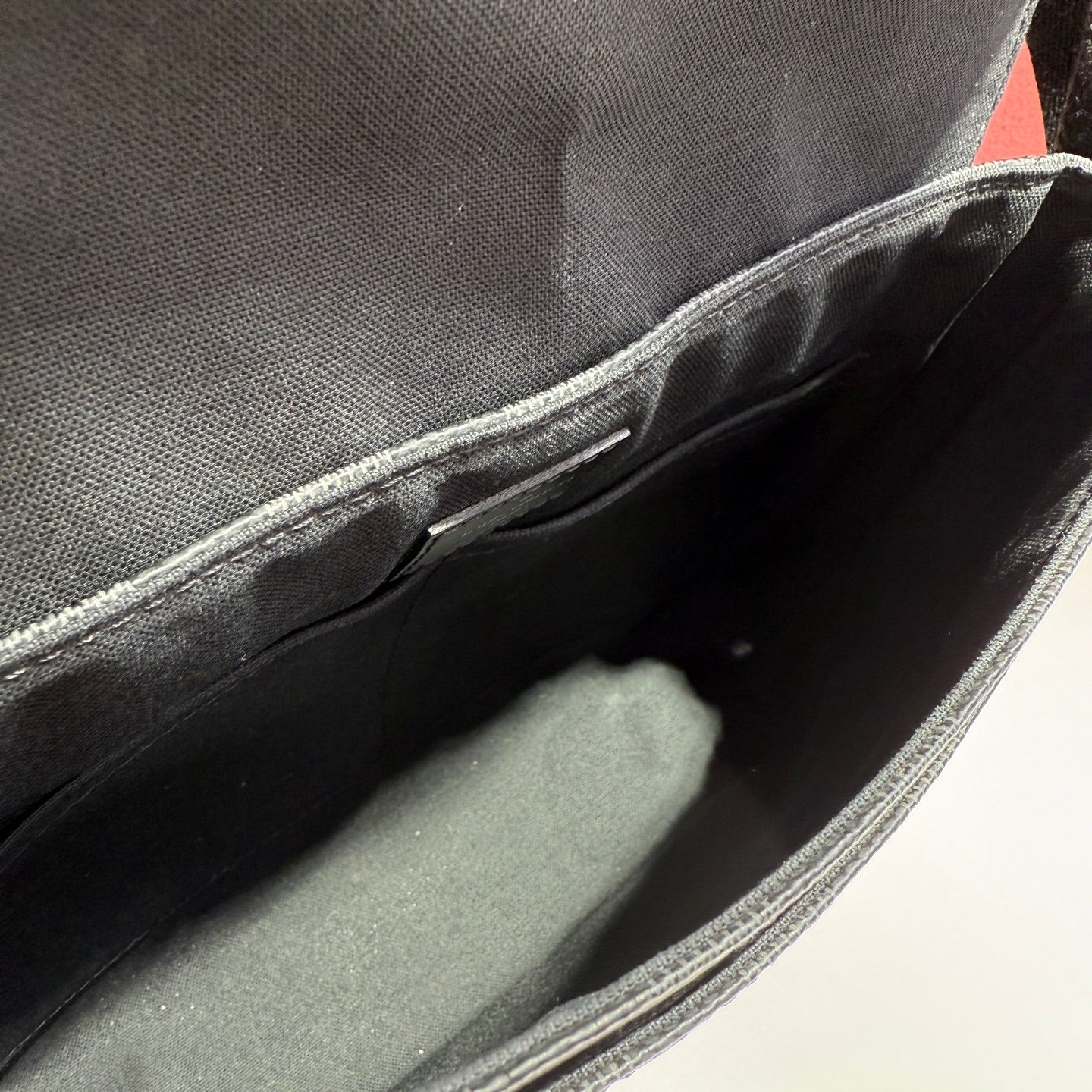 Louis Vuitton Leather Shoulder Bag 25*6*25 N41260