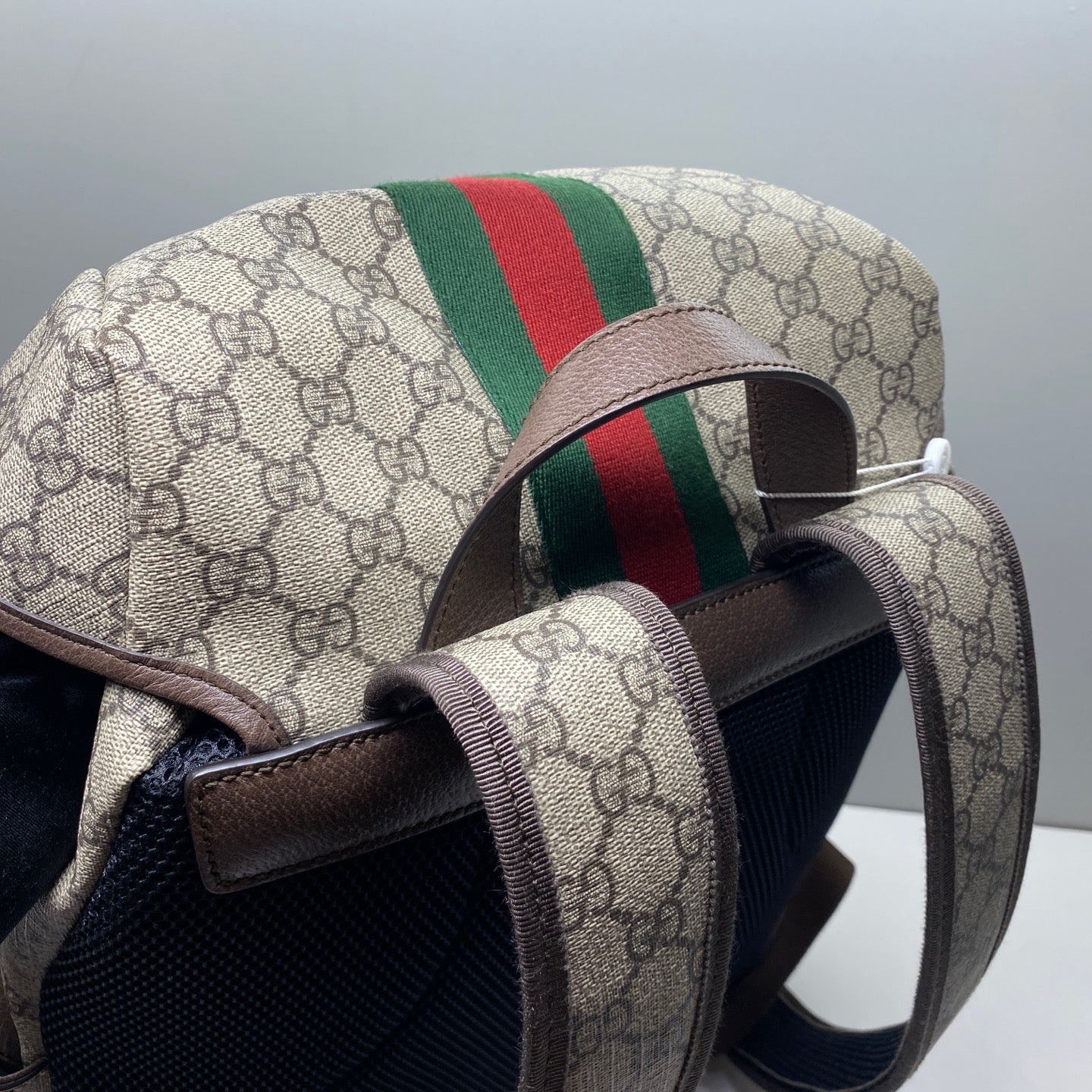Gucci Backpack 598140HUHAT8564