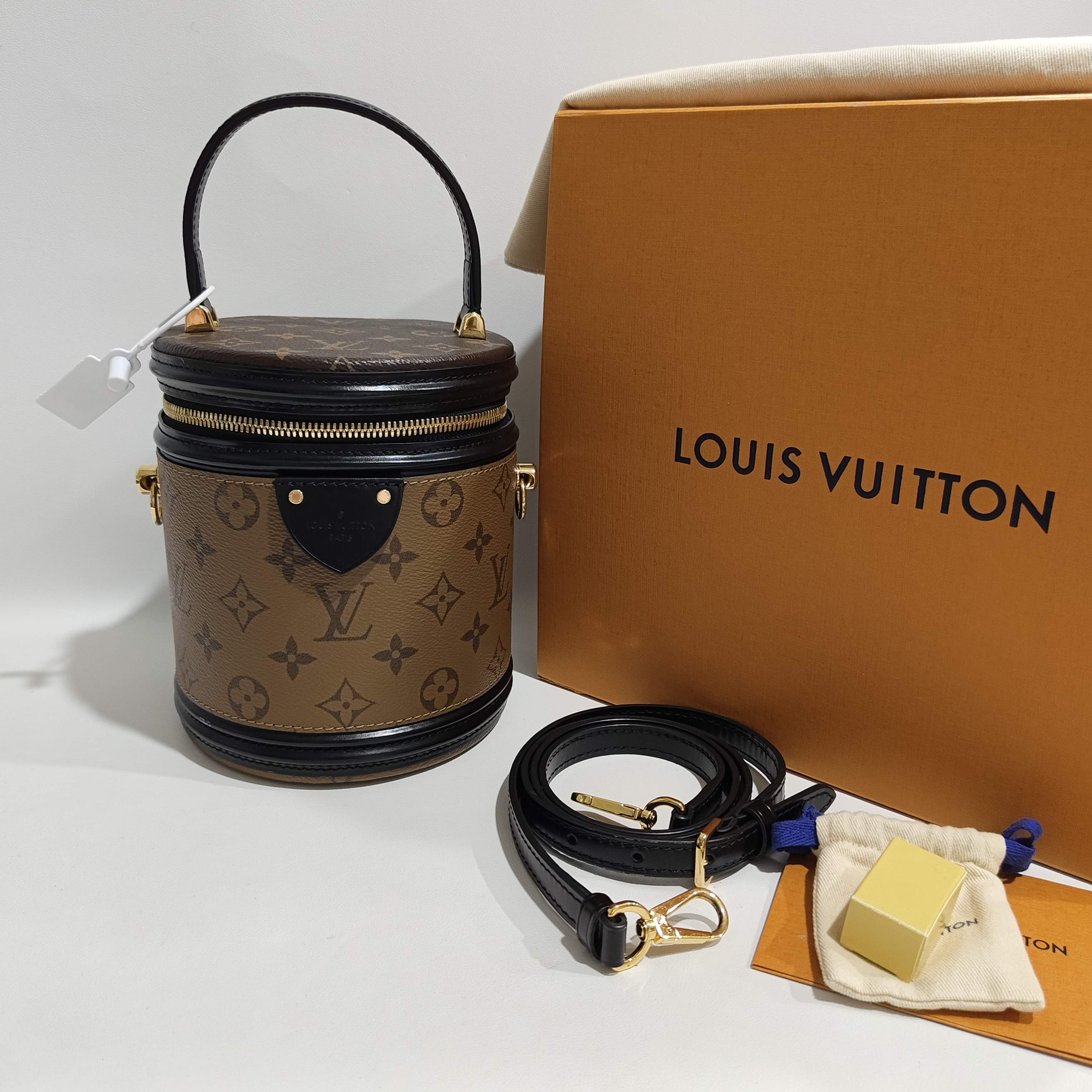 Louis Vuitton Shoulder Bag