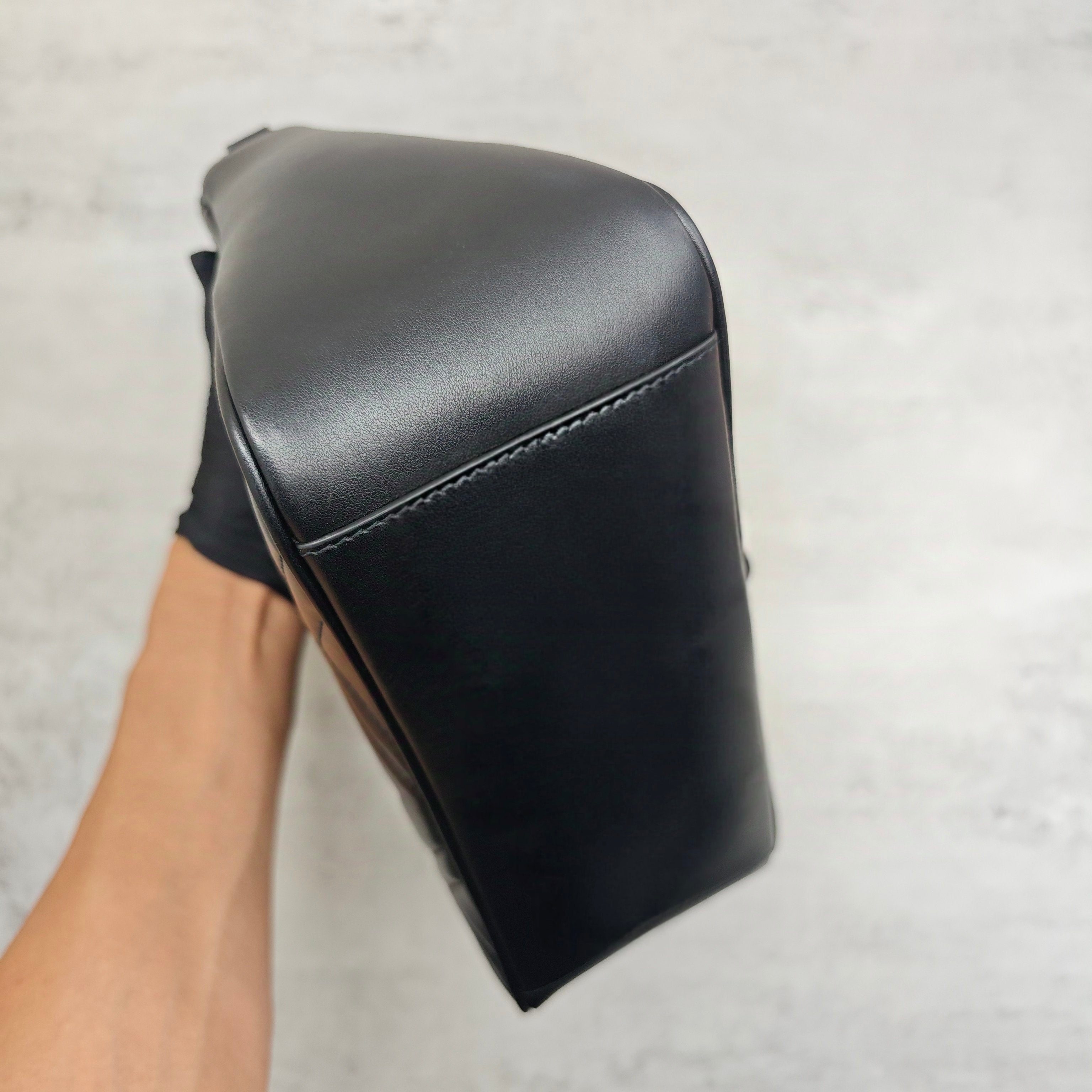 Gucci Messenger Bag
