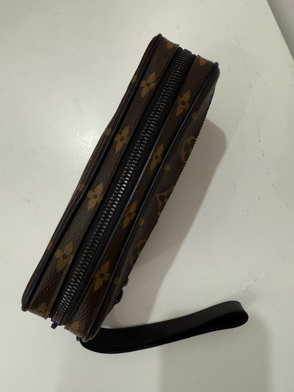 Louis Vuitton Clutch