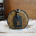 Louis Vuitton M68577