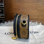 Louis Vuitton M68577