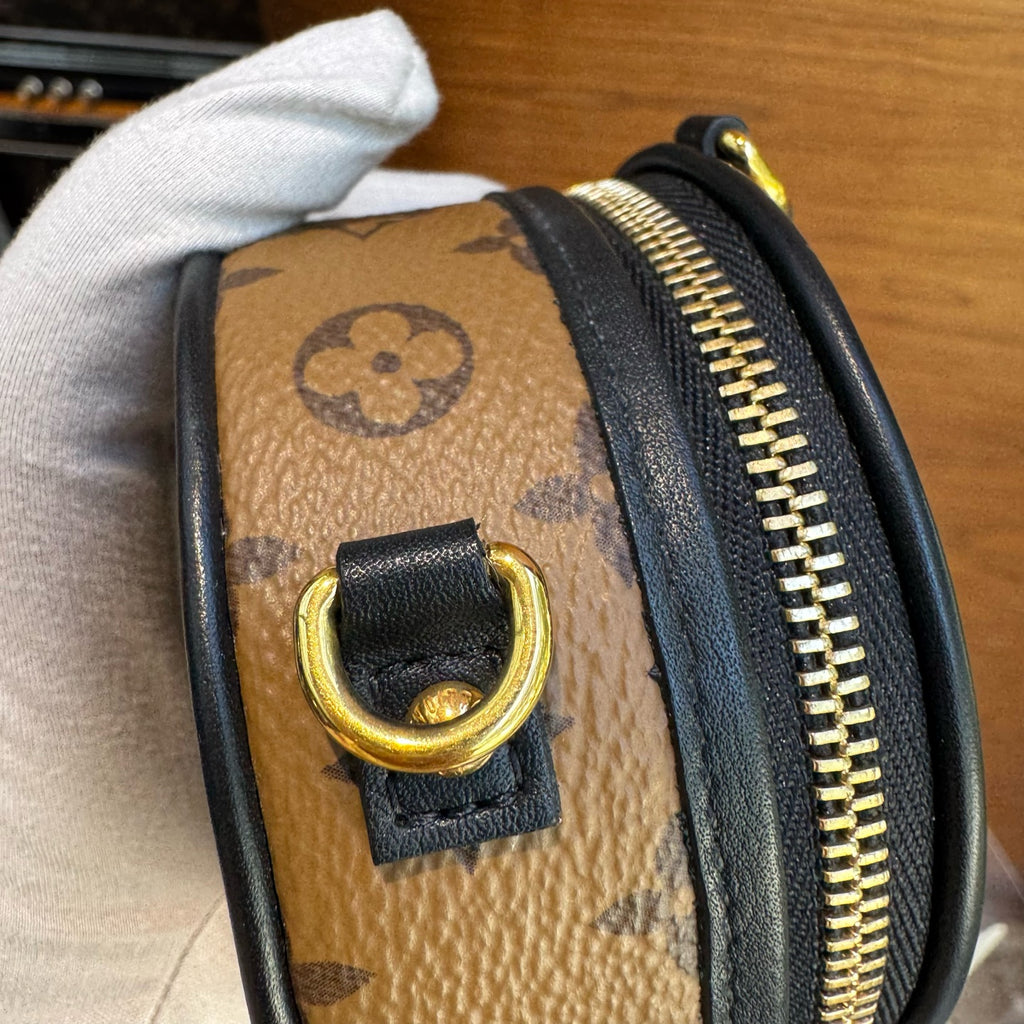 Louis Vuitton M68577