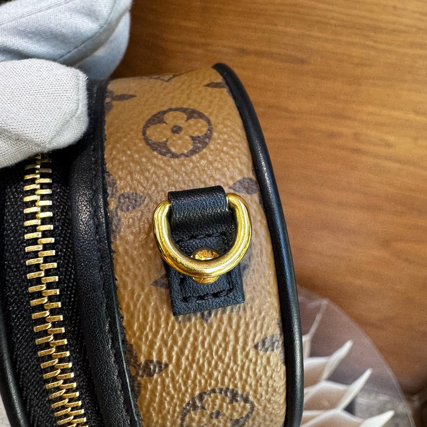 Louis Vuitton M68577