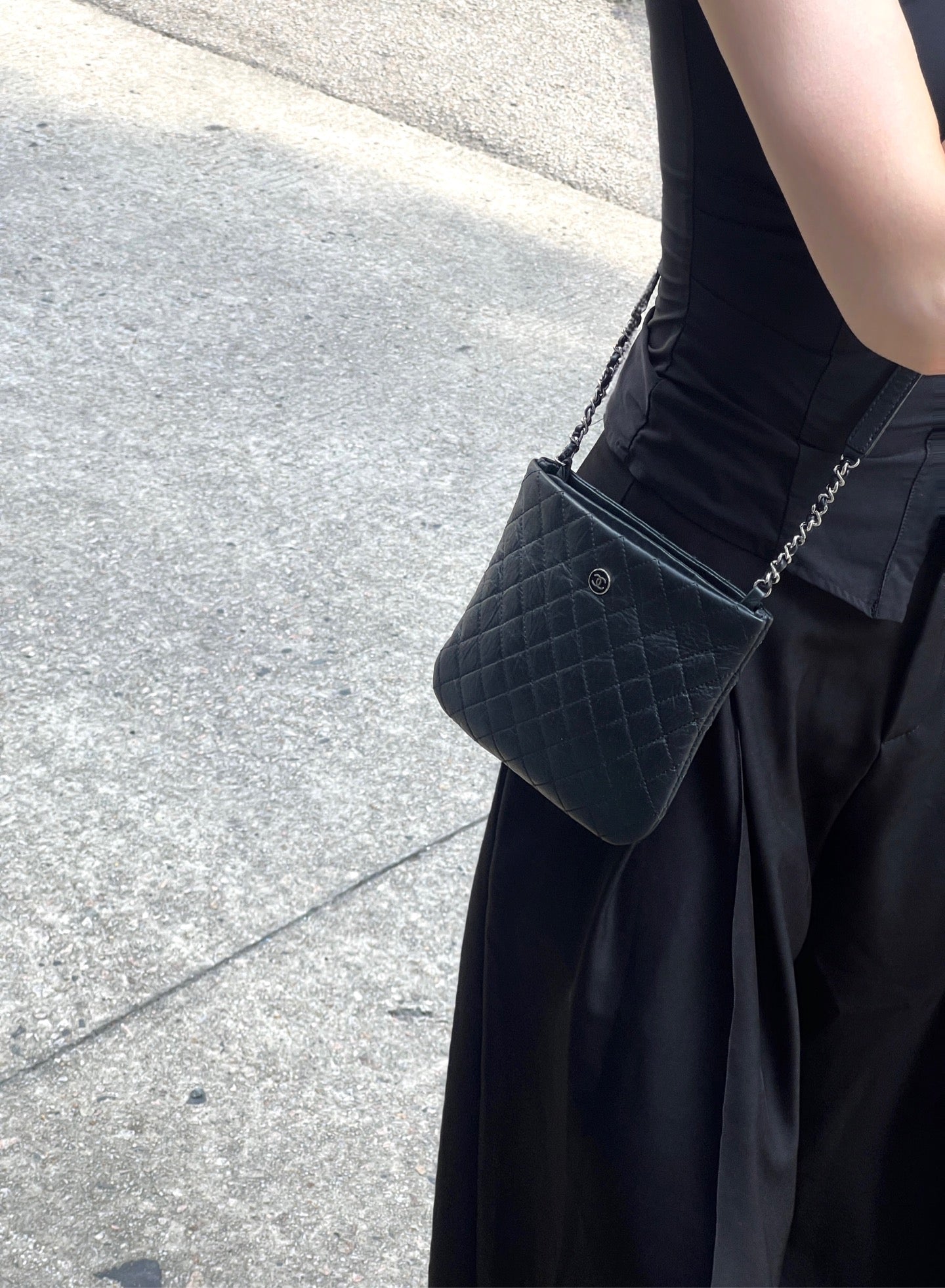 Chanel Messenger Bag 17.5*16.5