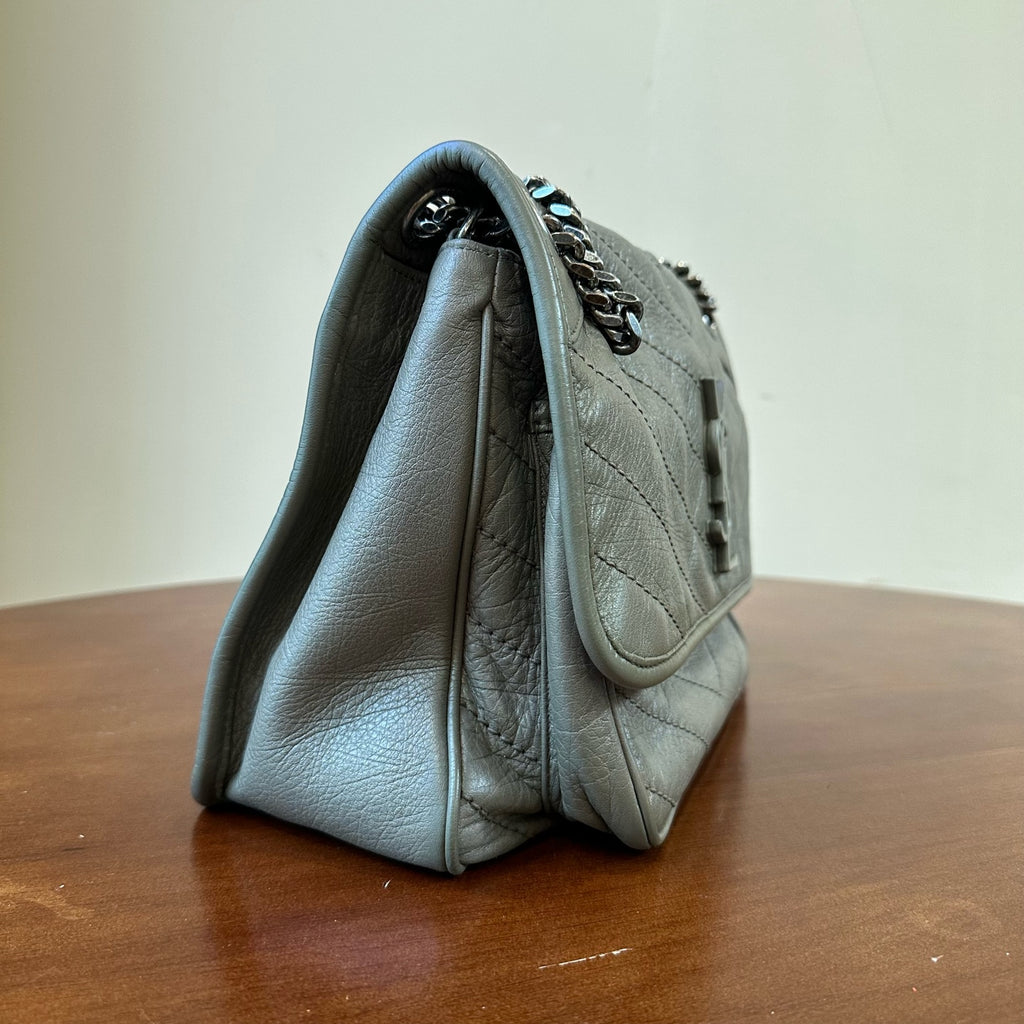 Saint laurent NIKI series handbags Leather Gray 4988940EN041202