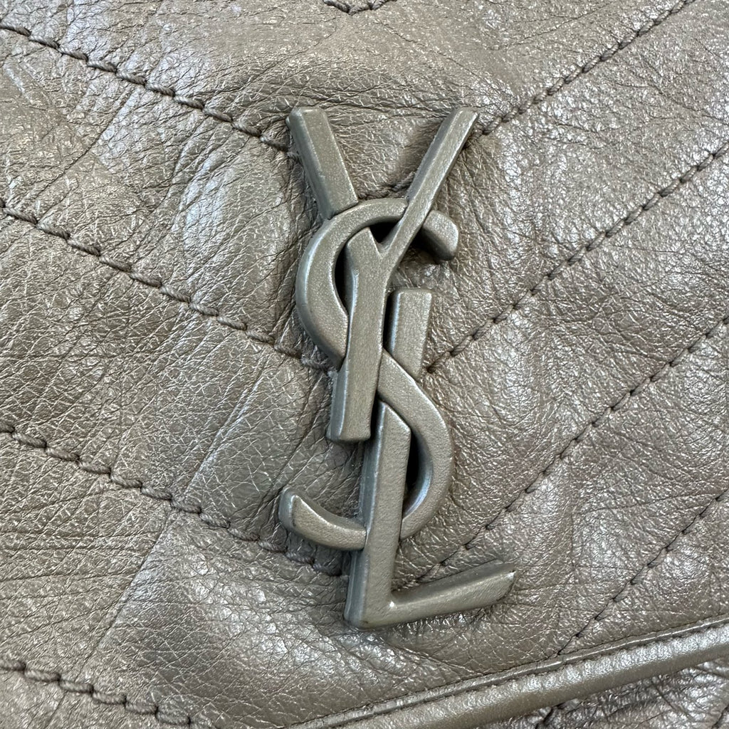 Saint laurent NIKI series handbags Leather Gray 4988940EN041202