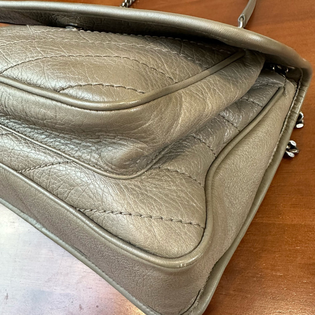 Saint laurent NIKI series handbags Leather Gray 4988940EN041202