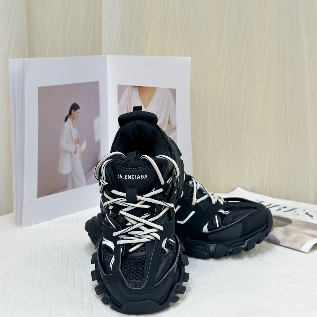 Balenciaga Black 542023-W3AC1-1090