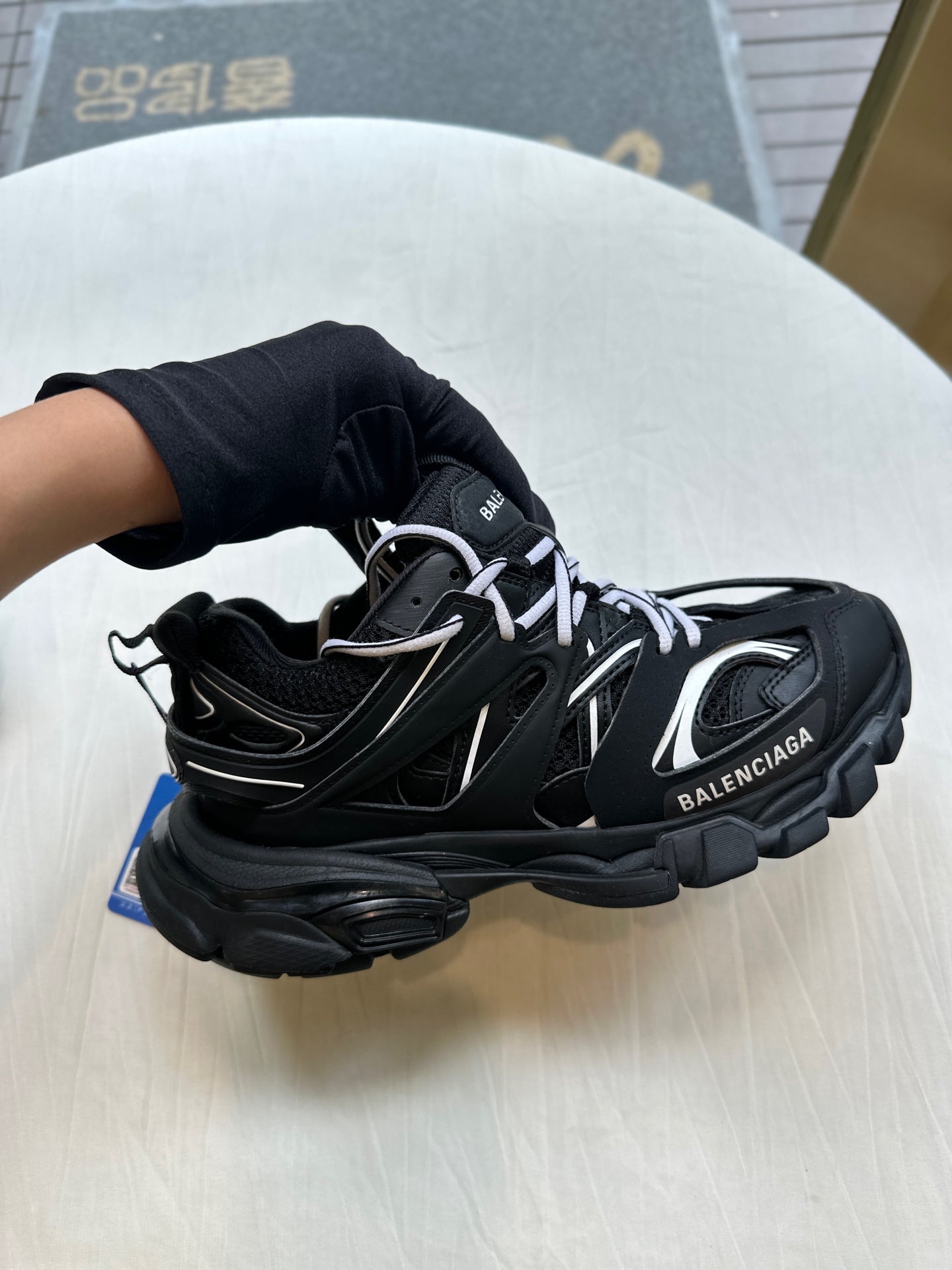Balenciaga Black 542023-W3AC1-1090