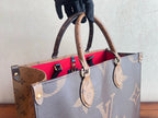 Louis Vuitton ONTHEGO Medium-Sized Handbag Canvas M45321