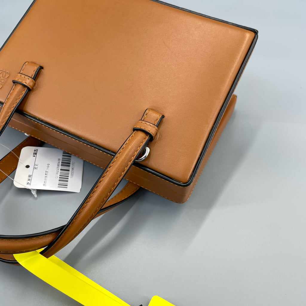 Loewe Brown