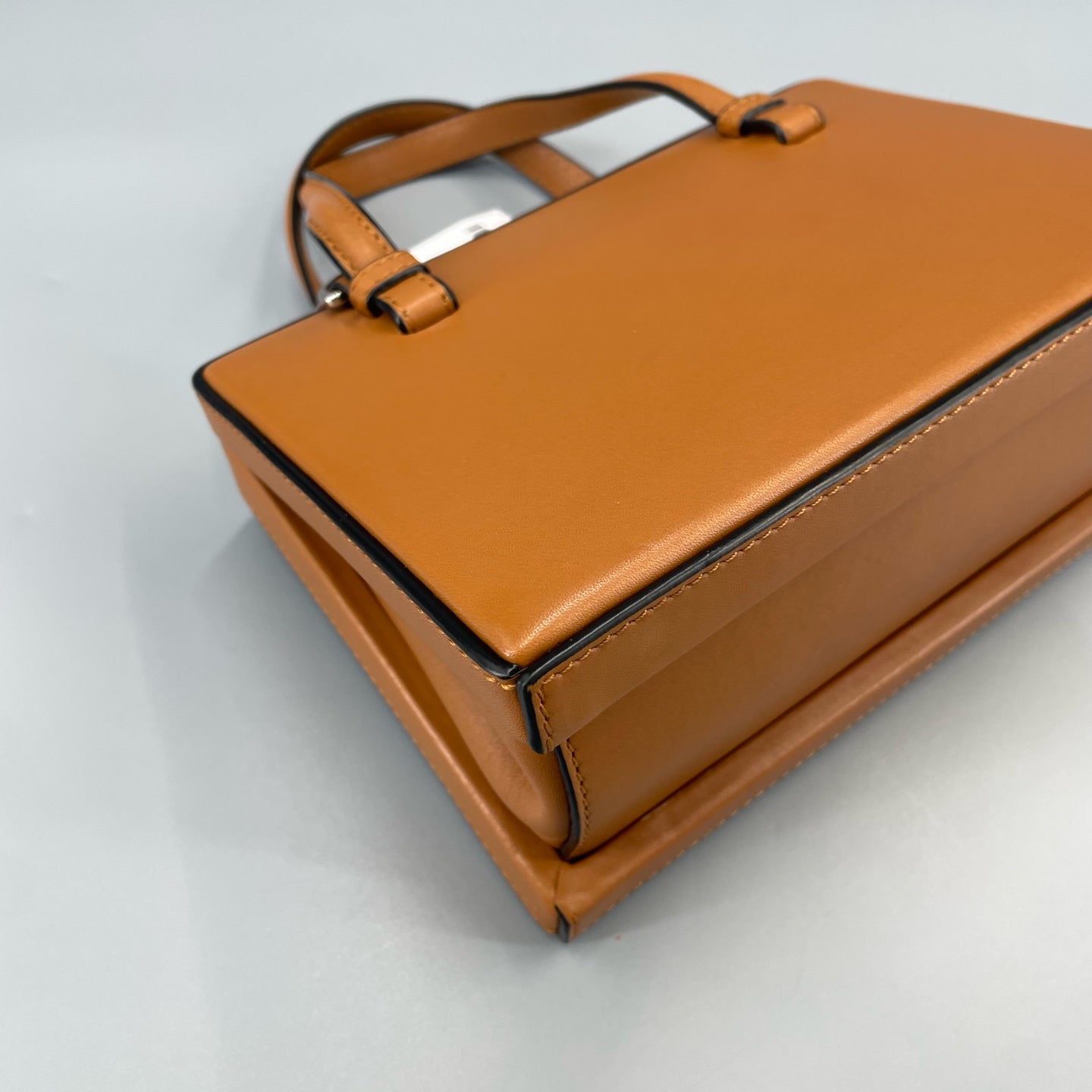 Loewe Brown