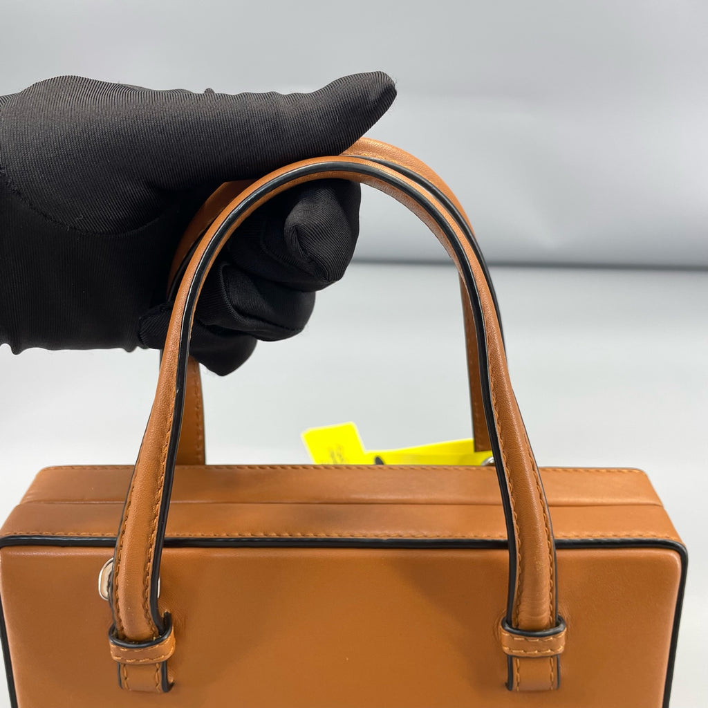 Loewe Brown