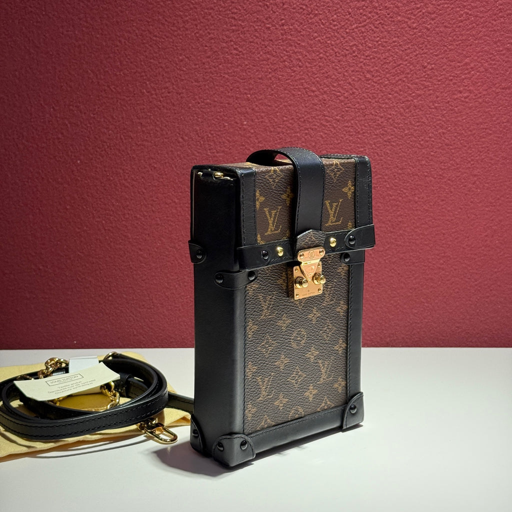 Louis Vuitton 11.0x 17.5x 3.5 cm M63913