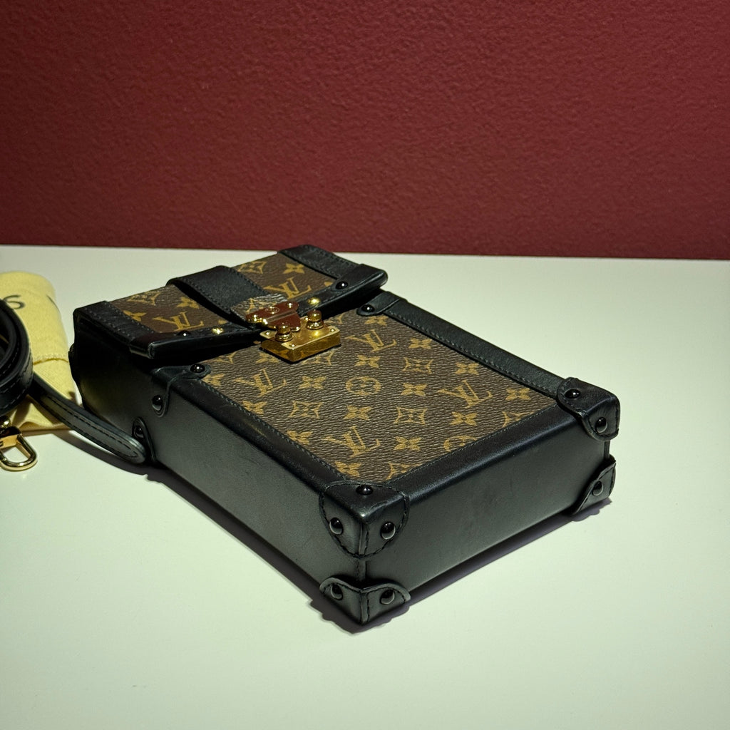 Louis Vuitton 11.0x 17.5x 3.5 cm M63913