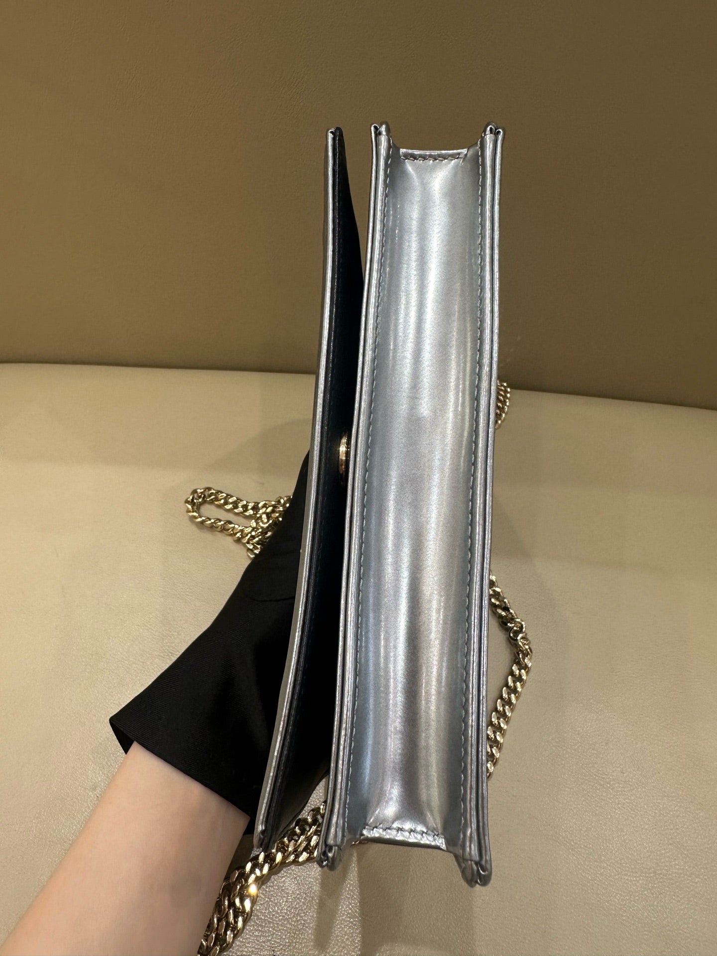 Dior Silver Crossbody 19 x 12 x 3 centimeters S0328OSKN M04L