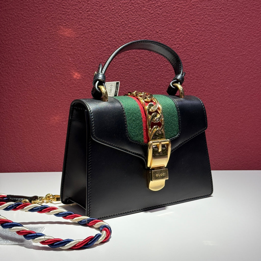 Gucci Black 470270D4ZAG8015